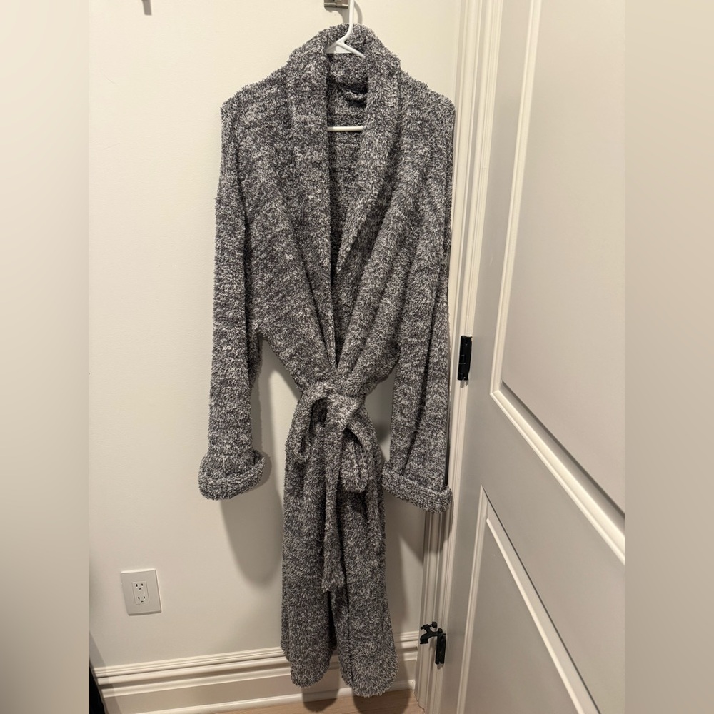 Barefoot Dreams unisex cozychic Gray/white robe